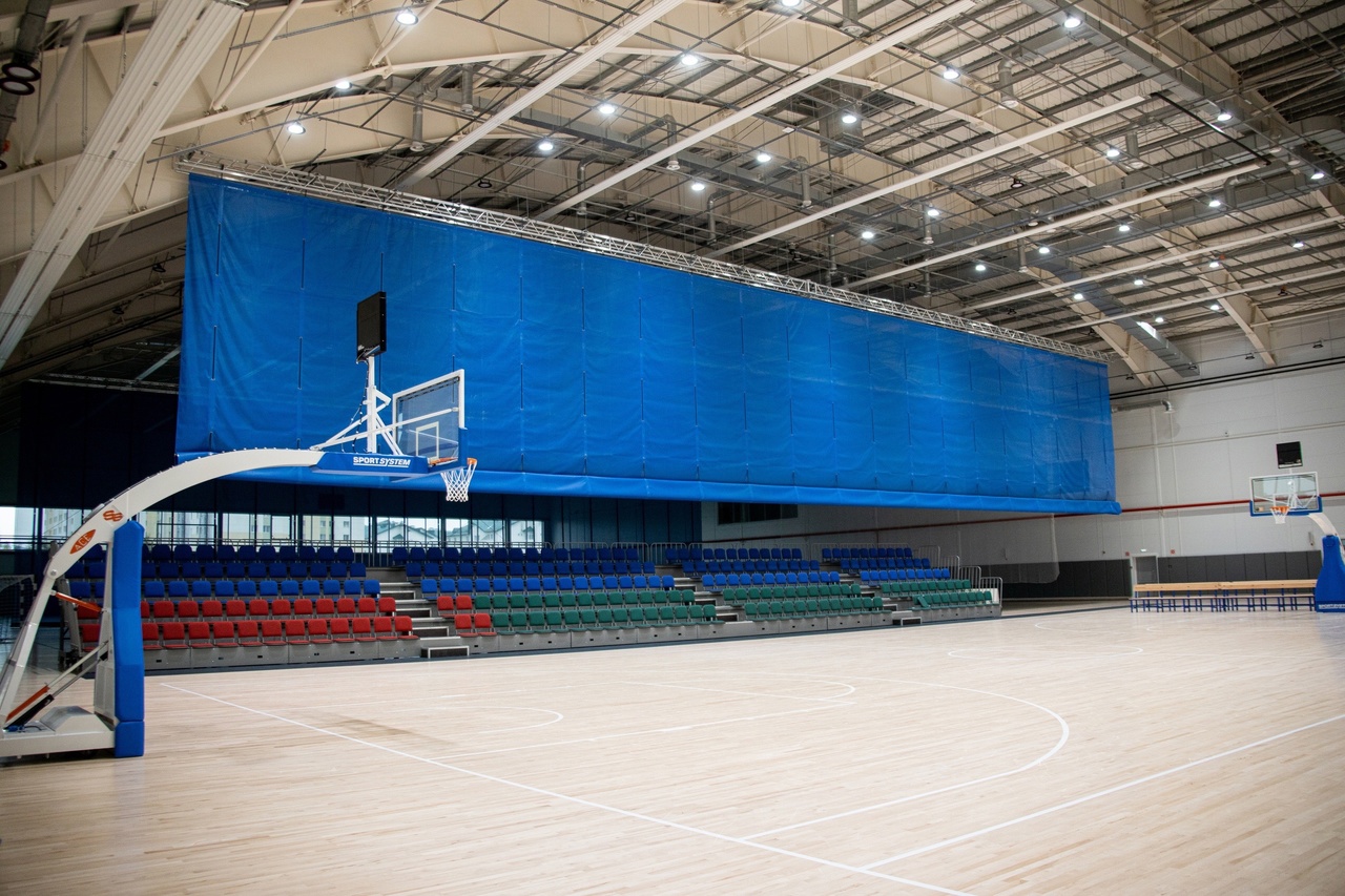 Универсальный спортивный комплекс-1, г. Ханты-Мансийск