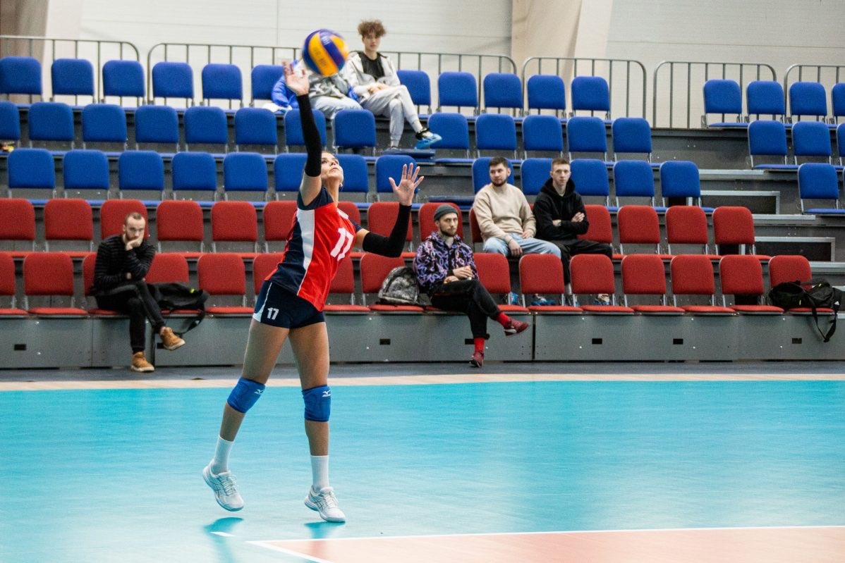 Универсальный спортивный комплекс-1, г. Ханты-Мансийск