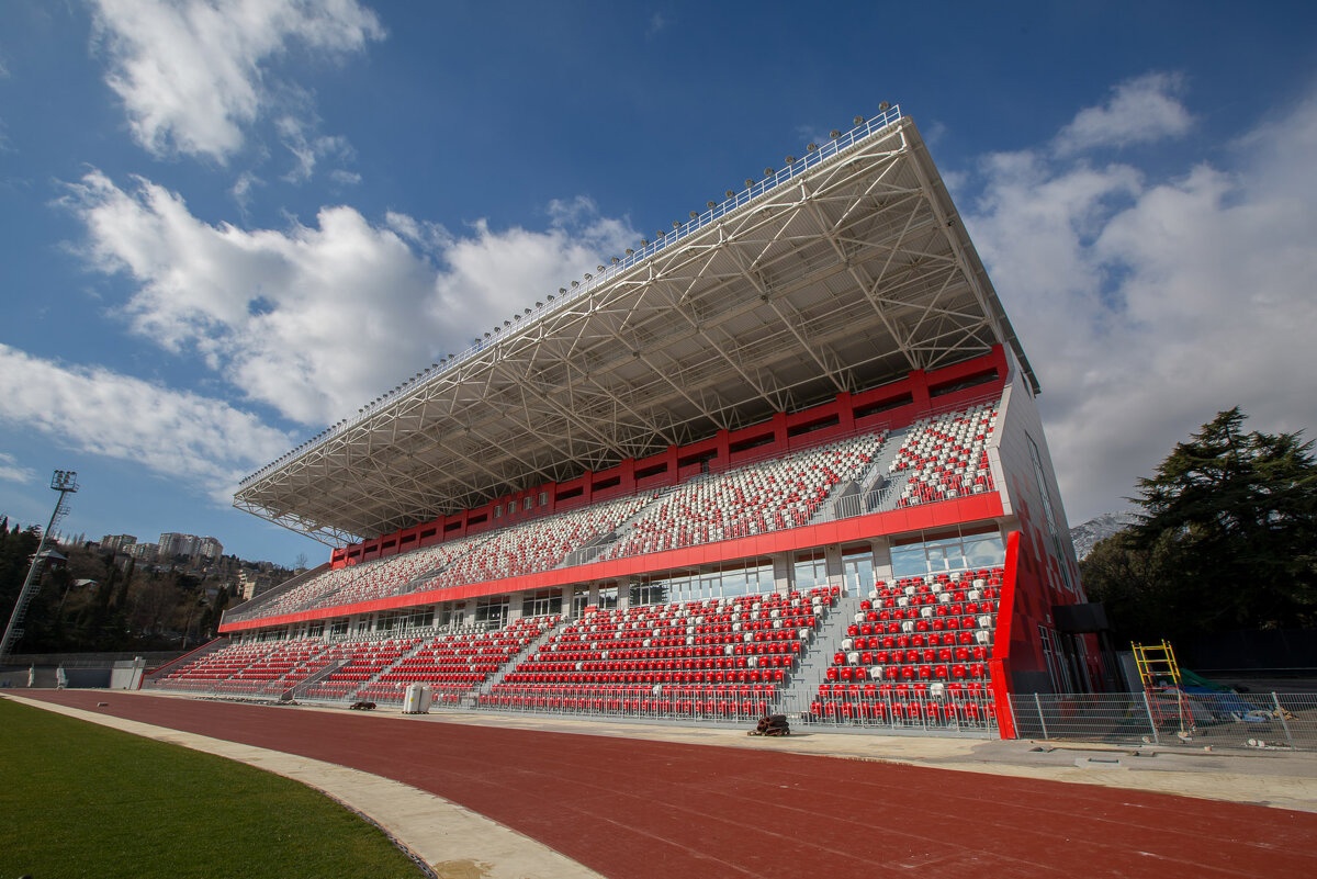 Стадион «Авангард», г.Ялта, Крым