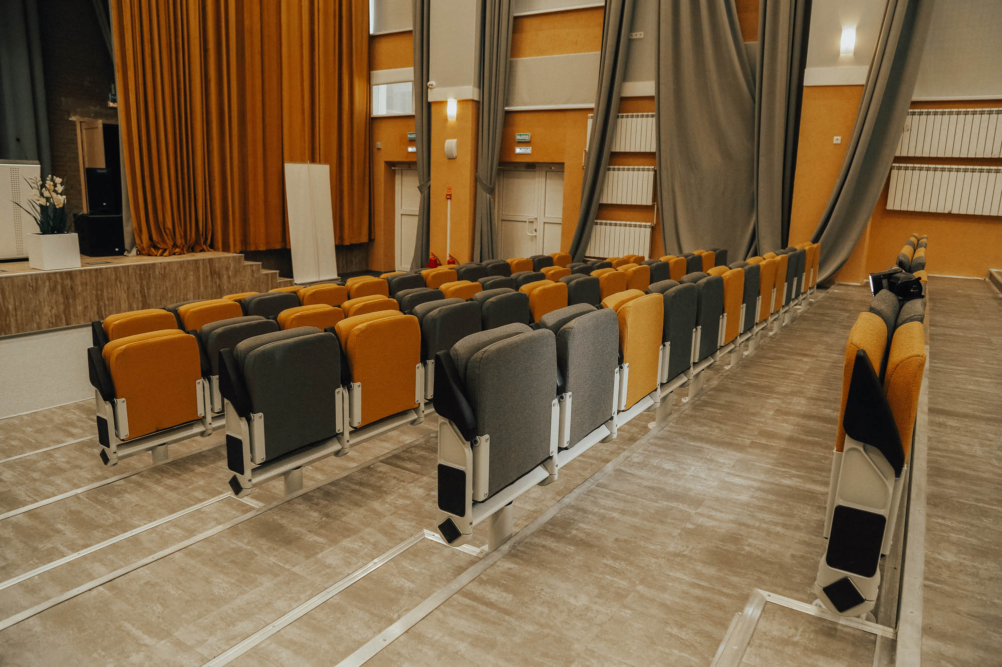 Актовый зал МАОУ СОШ№85, г.Кемерово