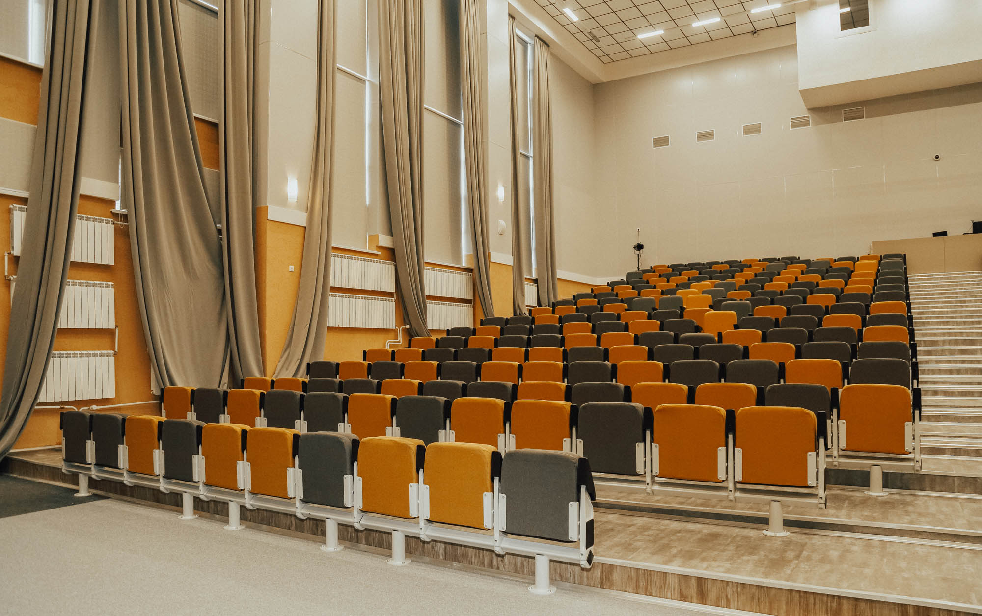 Актовый зал МАОУ СОШ№85, г.Кемерово