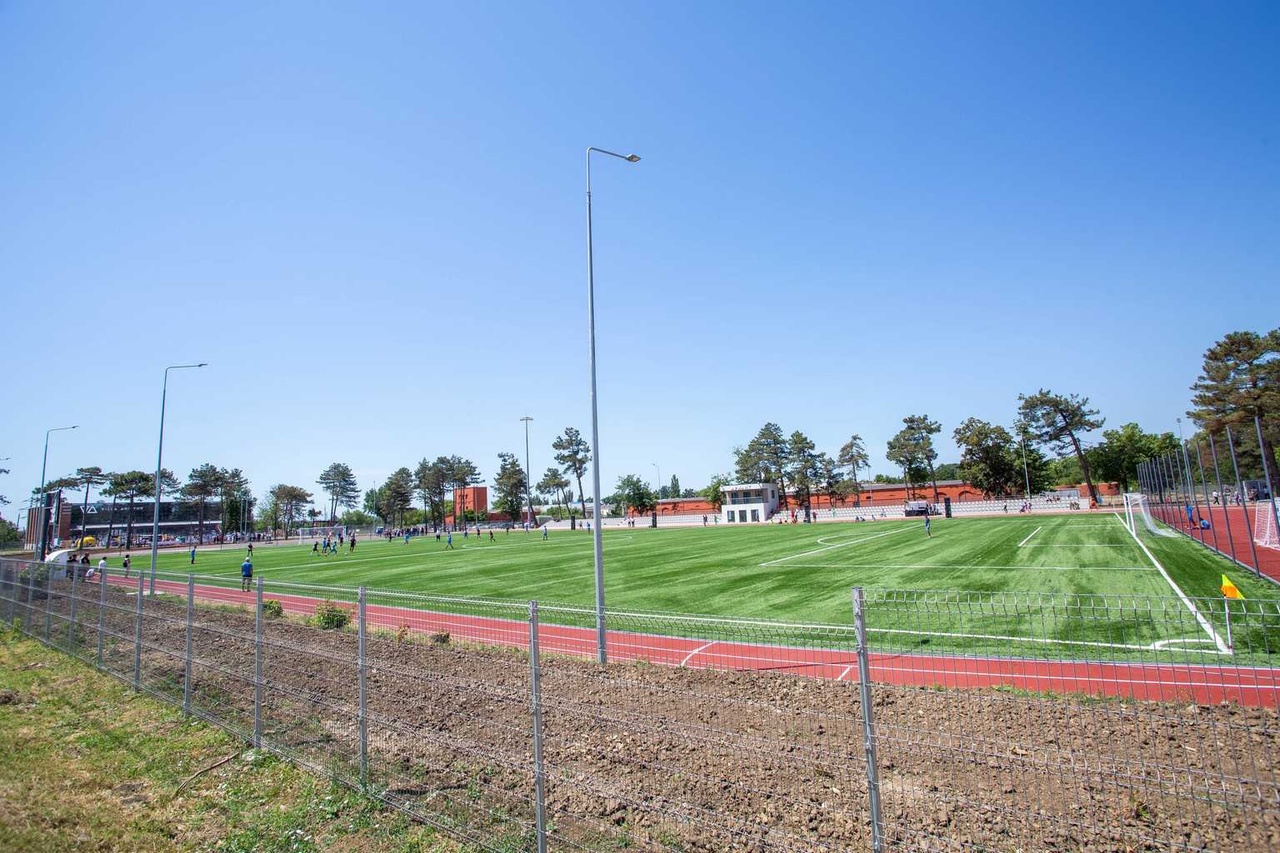 Стадион «Олимп», пос.Виноградный, Краснодарский край